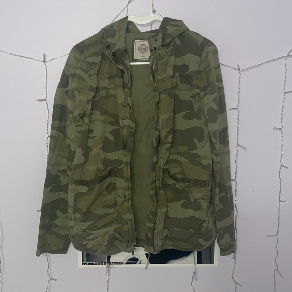 Green Camo Jacket with hood (Zip-up)